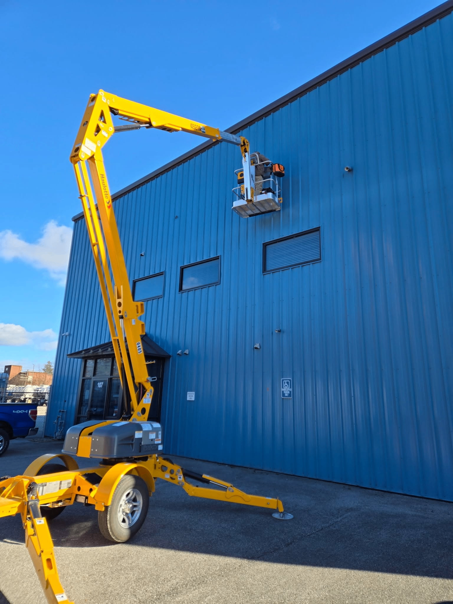 Commercial boom-lift work
